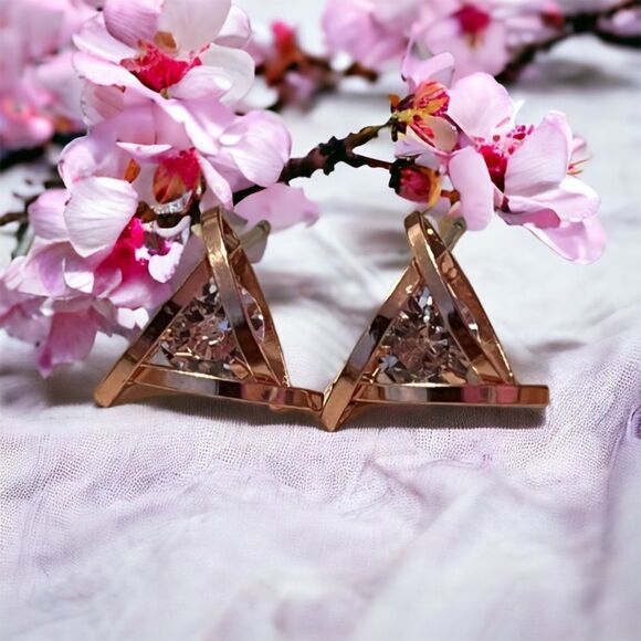 ⭐️3/$25⭐️ Brand New Rose Gold Tone CZ Triangular Stud Earrings - Picture 1 of 3